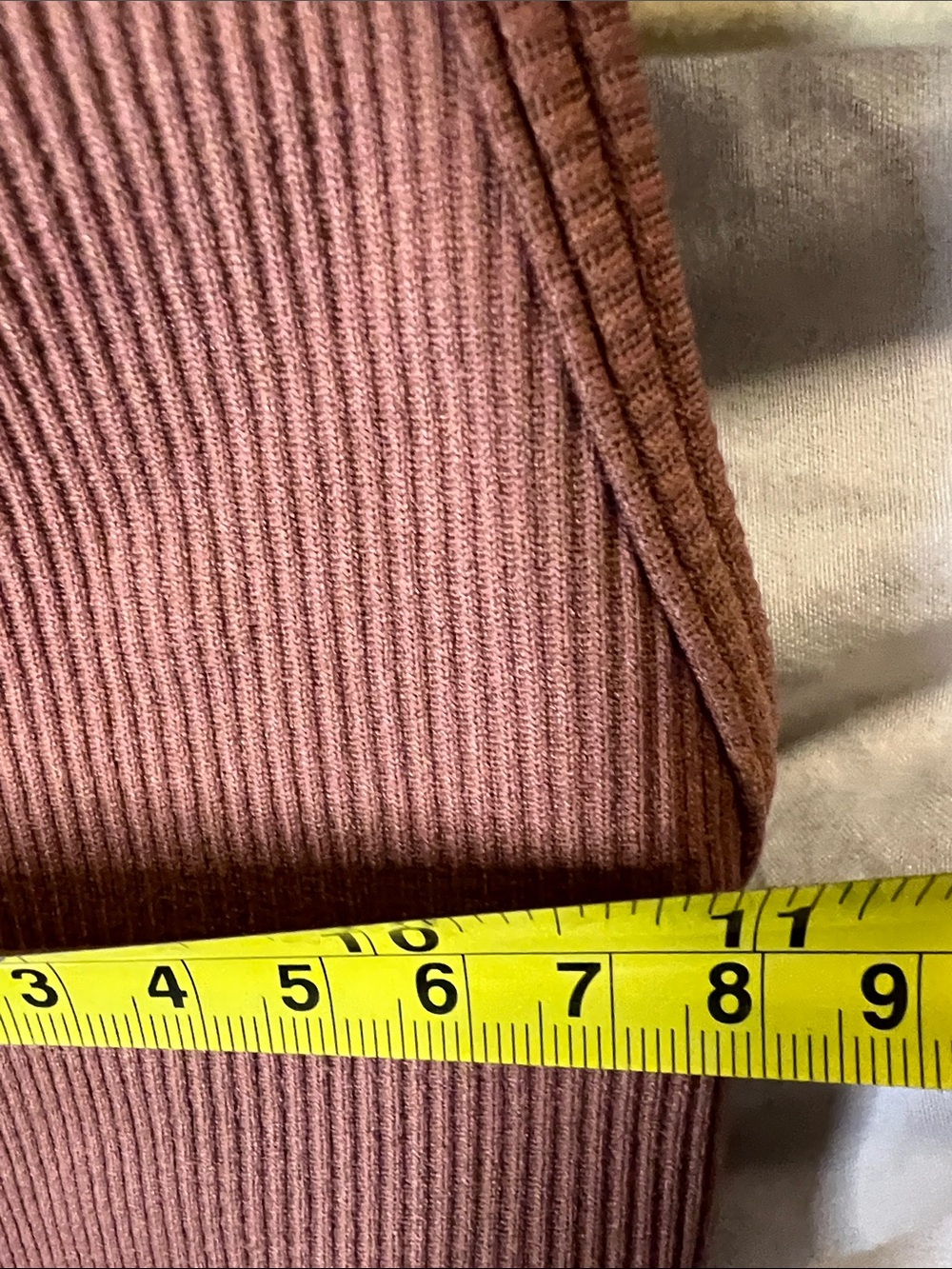 ALO Seamless Ribbed Bra - Picture 6 of 8